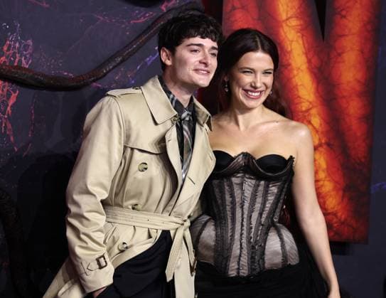 Stranger Things Season 5, Volume 1 screening at the Odeon Luxe, London Noah Schnapp and Millie Bobby Brown at the Stranger Things Season 5, Volume 1 screening at the Odeon Luxe Leicester Square in London, England. London Odeon Luxe, Leicester Square UK Copyright: xFredxDuvalx