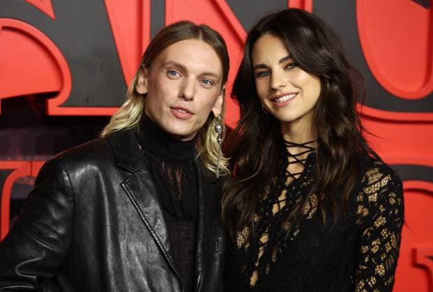 Stranger Things Season 5, Volume 1 screening at the Odeon Luxe, London Jamie Campbell Bower and and Elena Taber at the Stranger Things Season 5, Volume 1 screening at the Odeon Luxe Leicester Square in London, England. London Odeon Luxe, Leicester Square UK Copyright: xFredxDuvalx