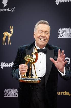 BAMBI Award 2025 Lifetime achievement award winner Roland Kaiser Presentation of the 77 BAMBI 2025 at the Bavaria Film Studios in Munich Copyright: xEventpressxFuhrx