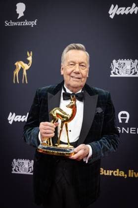 BAMBI Award 2025 Lifetime achievement award winner Roland Kaiser Presentation of the 77 BAMBI 2025 at the Bavaria Film Studios in Munich Copyright: xEventpressxFuhrx
