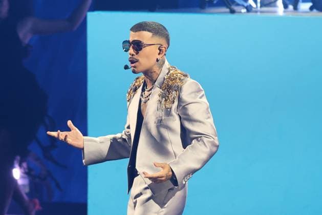 Puerto Rican singer Rauw Alejandro performs at the Latin Grammy Awards ceremony in Las Vegas, United States, 13 November 2025. Latin Grammy Awards Ceremony 2025 in Las Vegas !ACHTUNG: NUR REDAKTIONELLE NUTZUNG!  Copyright: xOctavioxGuzmánx AME8941 20251114-55018531473_1