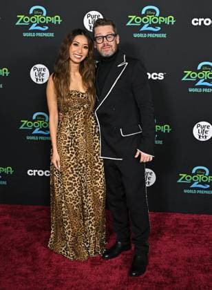 ˜Zootopia 2™ World Premiere Brenda Song and Macaulay Culkin arriving to Zootopia 2 world premiere held at the El Capitan Theatre on November 13, 2025 in Hollywood, Ca. Hollywood El Capitan Theatre California USA Copyright: xStarbuck AFF-USA.COMx