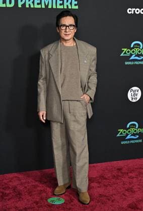 ˜Zootopia 2™ World Premiere Ke Huy Quan arriving to Zootopia 2 world premiere held at the El Capitan Theatre on November 13, 2025 in Hollywood, Ca. Hollywood El Capitan Theatre California USA Copyright: xStarbuck AFF-USA.COMx
