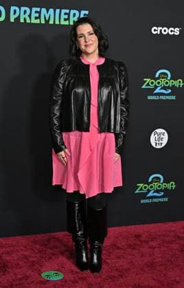 ˜Zootopia 2™ World Premiere Melanie Lynskey arriving to Zootopia 2 world premiere held at the El Capitan Theatre on November 13, 2025 in Hollywood, Ca. Hollywood El Capitan Theatre California USA Copyright: xStarbuck AFF-USA.COMx