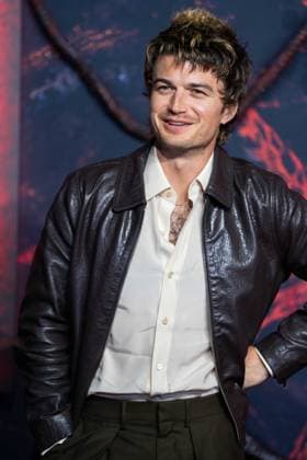 Stranger Things 5 UK Special Screening - Arrivals Joe Keery attends the Stranger Things 5 UK Special Screening at Odeon Luxe Leicester Square, Credit:Lounisphotography Avalon United Kingdom, London, Leceister Square  Copyright: xLounisphotographyx xAvalonx 1052279357