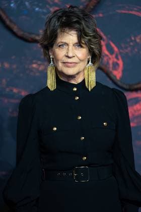 Stranger Things 5 UK Special Screening - Arrivals Linda Hamilton attends the Stranger Things 5 UK Special Screening at Odeon Luxe Leicester Square, Credit:Lounisphotography Avalon United Kingdom, London, Leceister Square  Copyright: xLounisphotographyx xAvalonx 1052280066