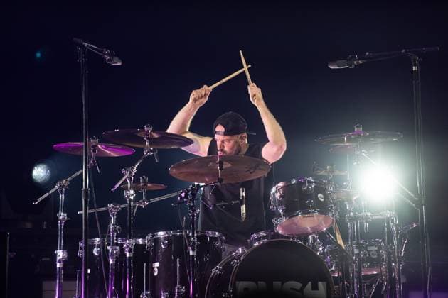 Bush Perform at OVO Arena Wembley, London Drummer Nik Hughes of English alternative rock band Bush performs at OVO Arena Wembley, London, England, UK on Thursday 13 November 2025., Credit:Justin Ng Avalon UK, England, London, OVO Arena Wembley  Copyright: xJustinxNgx xAvalonx 1052307365