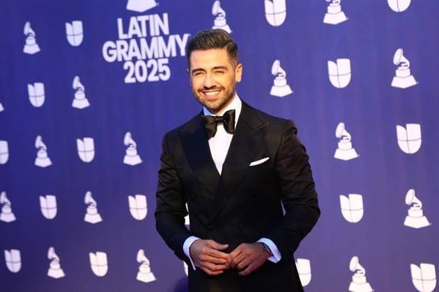 Borja Voces arrives for the 26th annual Latin Grammy Awards at the MGM Garden Arena in Las Vegas, Nevada on Thursday, November 13, 2025.  LAV20251113010 JAMESxATOA
