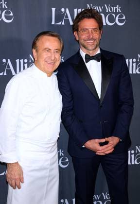L Alliance Gala 2025 - NYC Daniel Boulud, Bradley Cooper attend the Gala L Alliance Gala at the Plaza Hotel in New York, NY on November 13, 2025. Photo by Charles Guerin ABACAPRESS.COM New York City NY United States  Copyright: xGuerinxCharles ABACAx