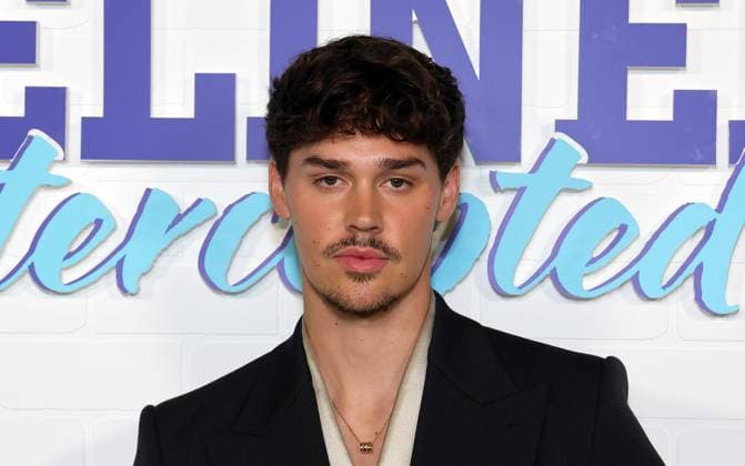 13 November 2025 - Los Angeles, California - Noah Beck. Los Angeles premiere of Tubis YA Original Film SIDELINED 2: INTERCEPTED held at Pacific Design Center. Los Angeles USA - ZUMAa123 20251113_zaa_a123_029 Copyright: xADx