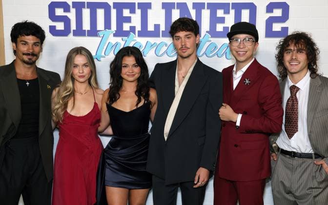 Los Angeles premiere of Tubi™s YA Original Film SIDELINED 2: INTERCEPTED 13 November 2025 . Los Angeles, California - Drew Ray Tanner, Roan Curtis, Siena Agudong, Noah Beck, Justin Wu, Charlie Gillespie At Los Angeles premiere of Tubi™s YA Original Film SIDELINED 2: INTERCEPTED held at The Pacific Design Center in Los Angeles., Credit:Sadou Faye Avalon United States, CA, Los Angeles, Pacific Design Center Copyright: xSadouxFayex xAvalonx 1052333949