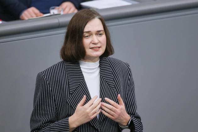 Berlin, Deutschland, 13.11.2025: Deutscher Bundestag: 40. Bundestagssitzung: Claudia Müller, Grüne *** Berlin, Germany, 13 11 2025 German Bundestag 40 Bundestag session Claudia Müller, Greens Copyright: xdtsxNachrichtenagenturx dts_93438