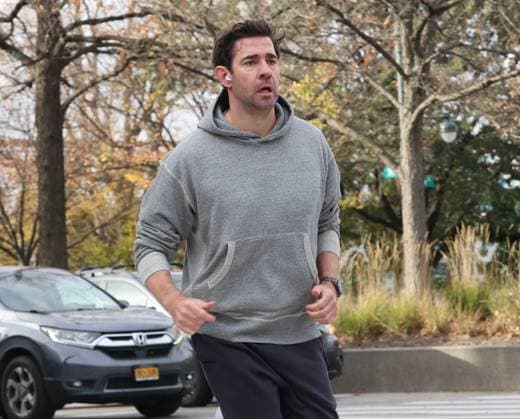 John Krasinski on set filming of Jack Ryan in New York City Featuring: John Krasinski Where: New York City, New York, United States When: 13 Nov 2025 Credit: Jose Perez INSTARimages EDITORIAL USE ONLY. NOT FOR USE BY NEWSPAPERS BASED IN THE UK. Copyright: xx instar55267014
