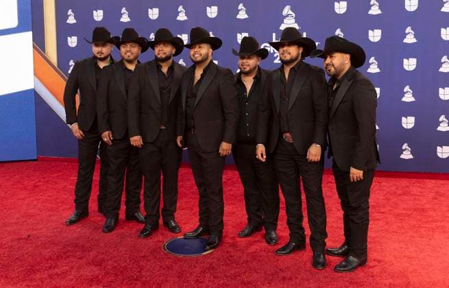 The members of the band La Energia Nortena pose on the red carpet during 26th Latin Grammy awarding ceremony at MGM Grand Garden Arena in Las Vegas, Nevada, USA, 13 November 2025. Latin Grammy awarding ceremony in Las Vegas !ACHTUNG: NUR REDAKTIONELLE NUTZUNG!  Copyright: xArmandoxArorizox USA6380 20251114-55018533225_1