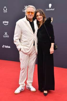 Michael Brandner with his wife Karin Brandner at the 77 Bambi Awards 2025 at the Bavaria Film Studios in Munich, 13 11 2025 Foto:xB.xInsingerx xFuturexImagex bambi_5115