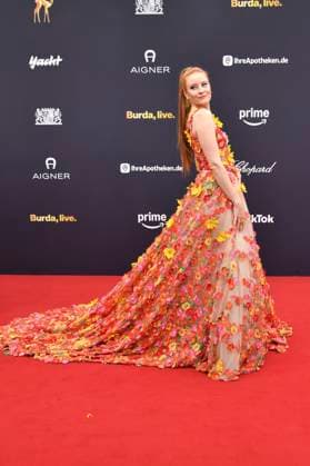 Barbara Meier at the 77 Bambi Awards 2025 in the Bavaria Filmstudios Munich, 13 11 2025 Foto:xB.xInsingerx xFuturexImagex bambi_5133