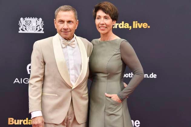 Richy Müller with wife Christl Stumhofer at the 77 Bambi Awards 2025 at the Bavaria Film Studios in Munich, 13 11 2025 Foto:xB.xInsingerx xFuturexImagex bambi_5161