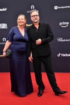 Matthias Opdenhövel with his wife Alexandra Opdenhövel at the 77 Bambi Awards 2025 at the Bavaria Film Studios in Munich, 13 11 2025 Foto:xB.xInsingerx xFuturexImagex bambi_5214