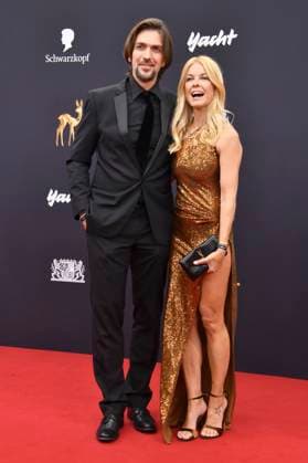 Max Wiedemann and Tina Kaiser at the 77 Bambi Awards 2025 in the Bavaria Filmstudios Munich, 13 11 2025 Foto:xB.xInsingerx xFuturexImagex bambi_5248