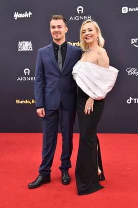 Janin Ullmann with companion at the 77 Bambi Awards 2025 in the Bavaria Filmstudios Munich, 13 11 2025 Foto:xB.xInsingerx xFuturexImagex bambi_5338