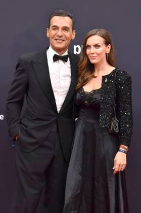 Erol Sander with partner Rebecca Oehlmann at the 77 Bambi Awards 2025 in the Bavaria Filmstudios Munich, 13 11 2025 Foto:xB.xInsingerx xFuturexImagex bambi_5359