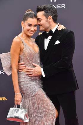 Giovanni Zarrella with wife Jana Ina at the 77 Bambi Awards 2025 in the Bavaria Filmstudios Munich, 13 11 2025 Foto:xB.xInsingerx xFuturexImagex bambi_5398