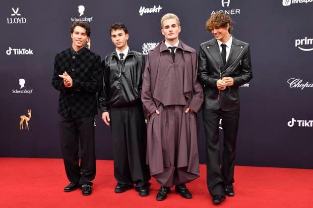 Tim Schaecker, Julien Brown, Luis Freitag and Bene Schulz from the Elevator Boys at the 77 Bambi Awards 2025 in the Bavaria Filmstudios Munich, 13 11 2025 Foto:xB.xInsingerx xFuturexImagex bambi_5455