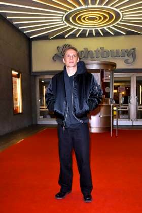 abb WuenscheEssen Matthias Schweighöfer Schweighoefer actor on the red carpet at the NRW premiere of the movie DAS LEBEN DER WÜNSCHE WUENSCHE at the Lichtburg cinema on 13 02 2025 in Essen, NRW Germany