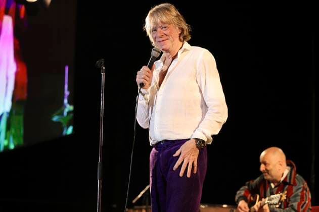 Helge Schneider live at a concert on his Ein Mann und seine Musik tour in the Löbau exhibition hall, 13 11 2025 Foto:xM.xWehnertx xFuturexImagex schneider_loebau_5111