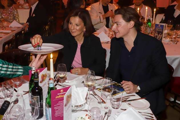 Claudia Obert with her friend Max Suhr, entrepreneur, at the premiere of Cornelia Polettos 10 Dinner Show PALAZZO Here and Now on November 13, 2025, in Hamburg, Germany.,detected_source_language