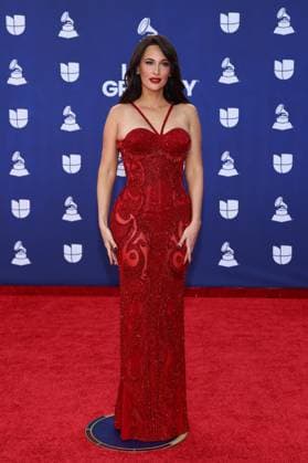 Kacey Musgraves arrives for the 26th annual Latin Grammy Awards at the MGM Garden Arena in Las Vegas, Nevada on Thursday, November 13, 2025.  LAV20251113126 JAMESxATOA