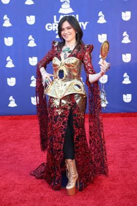Ali Stone arrives for the 26th annual Latin Grammy Awards at the MGM Garden Arena in Las Vegas, Nevada on Thursday, November 13, 2025.  LAV20251113057 JAMESxATOA