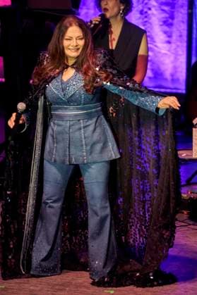 Marianne Rosenberg live at a concert of her Bunter Planet Tour at Capitol Hannover, 13 11 2025 Foto:xU.xStammx xFuturexImagex rosenberg_5107