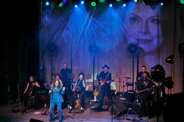 Marianne Rosenberg live at a concert of her Bunter Planet Tour at Capitol Hannover, 13 11 2025 Foto:xU.xStammx xFuturexImagex rosenberg_5112