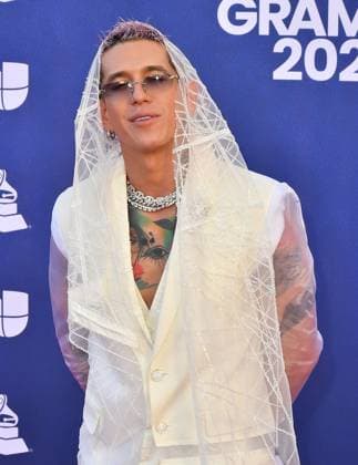 The 26th Annual Latin GRAMMY Awards - Arrivals Lenny Tavarez attends The 26th Annual Latin GRAMMY Awards at MGM Grand Garden Arena on November 13, 2025 in Las Vegas, Nevada. . Las Vegas MGM Grand Garden Arena Nevada USA Copyright: xCxFlanigan imageSPACEx