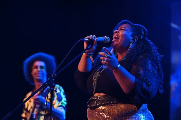 Selwyn Birchwood (left) of Selwyn Birchwood Band and Carly Harvey (right), a special guest of the night, perform during the Blues Alive festival 2025 in Sumperk, Czech Republic, on November 14, 2025. (CTKxPhoto LudekxPerina) CTKPhotoP2025111500082  CTKPhotoP2025111500082