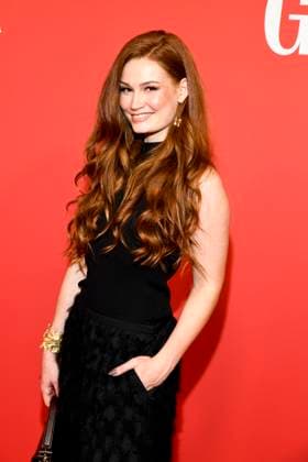 abb GlamourWomen Jana Heinisch as a guest on the red carpet at the 3 GLAMOUR WOMEN OF THE YEAR AWARD at The Ritz Carlton Hotel Berlin on 14 11 2025 in Berlin Berlin Germany