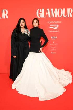 abb GlamourWomen Sarah Mardini and Yusra Mardini as guests on the red carpet at the 3 GLAMOUR WOMEN OF THE YEAR AWARD at The Ritz Carlton Hotel Berlin on 14 11 2025 in Berlin Berlin Germany