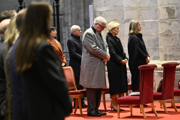 King s Day (Te Deum) BRUSSELS, BELGIUM - NOVEMBER 15: Their Royal Highnesses Princess Astrid, Prince Laurent and Princess Claire will attend the Te Deum celebrated at the Cathedral of St. Michael and St. Gudula in Brussels on the occasion of King s Day on November 15, 2025 in Brussels, Belgium, 15 11 2025 Brussels Belgium  Copyright: xDidierxLebrunx