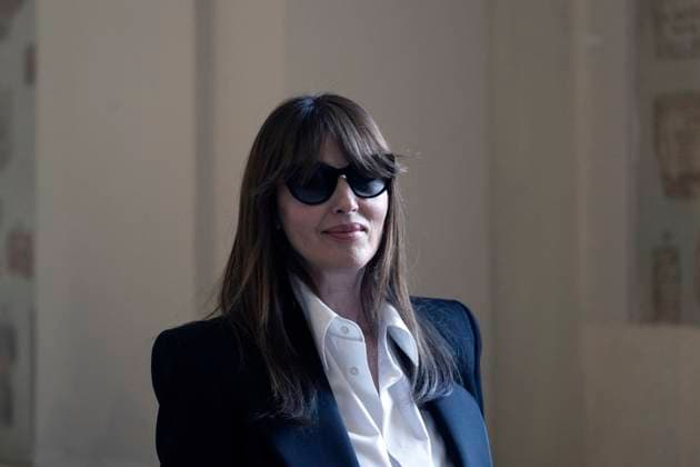 ITALY - ACTOR LEAVES AT THE END IF POPE LEO XIV WITH ARTISTS FROM THE WORL OF CINEMA AT THE VATICAN - 2025 11 15 Italy, Rome, Vatican, 2025 11 15.Italian actress Monica Bellucci leaves at the end of an audience of Pope Leo XIV with artists from the world of cinema at the Vatican . More than 100 film industry professionals, whether actors, directors or producers, were received by the pope inside the Apostolic Palace. EDITORIAL USE ONLY - NO BOOKS Copyright: xALESSIAxGIULIANIx