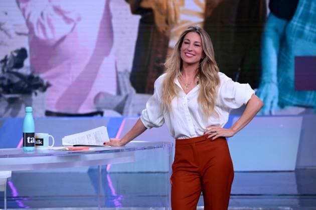 November 15, 2025, Milan, Rome, Italy: TV show TV Talk, Rai 3. Pictured: Mia Ceran . Milan, Italy 15 November 2025 Milan Italy  - ZUMAa289 20251115_zia_a289_197 Copyright: xAgfx