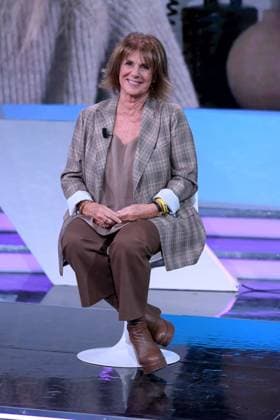 November 15, 2025, Milan, Rome, Italy: TV show TV Talk, Rai 3. Pictured: Lella Costa . Milan, Italy 15 November 2025 Milan Italy  - ZUMAa289 20251115_zia_a289_204 Copyright: xAgfx