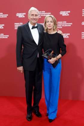 15 11 2025, Ulrich Wickert, Julia Jaeckel, at the 24 Prize for Understanding and Tolerance at the Jewish Museum in Berlin, Berlin Germany, Germany