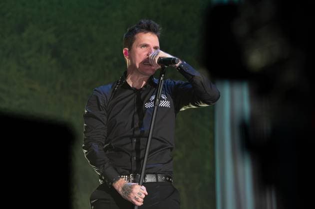 November 15, 2025, Madrid, Spain: Singer Dani Martin performs live during his concert at the Movistar Arena in Madrid. Madrid Spain - ZUMAs197 20251115_aaa_s197_179 Copyright: xAtilanoxGarciax