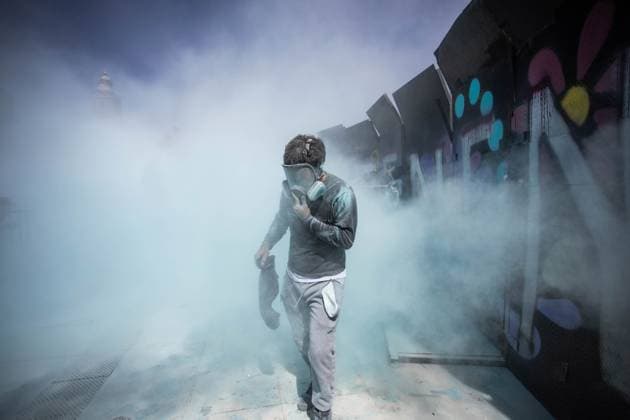 Gen Z demonstration in Mexico City MEXICO CITY, MEXICO - NOVEMBER 15: A demonstrator is sprayed with a fire extinguisher by riot police outside the National Palace during the Gen Z demonstration, in Mexico City, Mexico on November 15, 2025. Thousands of people gathered to take part in the Gen Z march against the Mexican government, while President Claudia Sheinbaum has in recent days questioned the legitimacy of the movement. Daniel Cardenas Anadolu Mexico City Mexico. Editorial use only. Please get in touch for any other usage.  Copyright: x2025xAnadoluxDanielxCardenasx