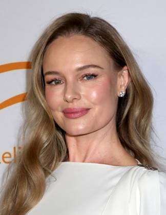 A Funny Thing Happened on the Way to Cure Parkinson s 2025 Gala Kate Bosworth attending the A Funny Thing Happened on the Way to Cure Parkinson s 2025 Gala benefitting The Michael J. Fox Foundation held at Cipriani South Street at Casa Cipriani on November 15, 2025 in New York City, NY New York City Cipriani South Street at Casa Ci NY USA Copyright: xStevenxBergman AFF-USA.COMx