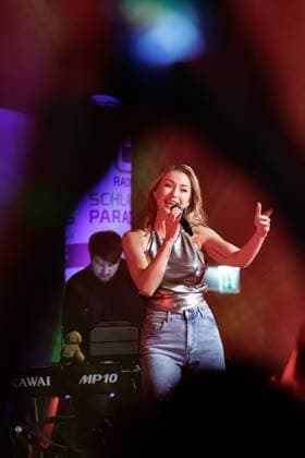 15 11 2025 Düsseldorf pop singer Anna Carina Woitschack at her solo concert Abenteuerlust in the Düsseldorf Schlager Café in the old town Düsseldorf Schlager Café North Rhine-Westphalia Germany