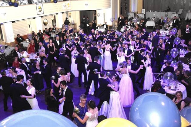 Debutantes ball visitors Munich 15 11 2025 Bayerischer Hof Narrhalla Hofballl photo Munich