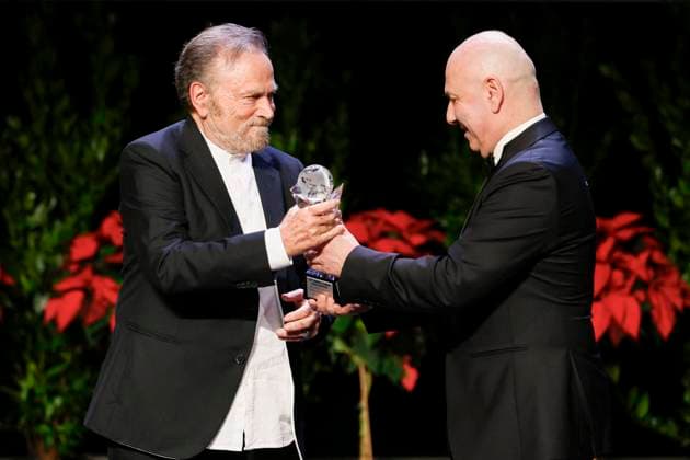 22nd Monte Carlo Film Festival - Awards Gala Night Franco Nero receives the Legend Award during the awards gala night held at Grimaldi Forum during 22nd Monte Carlo Film Festival on November 15, 2025 in Monte Carlo, Monaco. Photo Marco Piovanotto ABACAPRESS.COM Monte Carlo Monaco  Copyright: xPiovanottoxMarco ABACAx