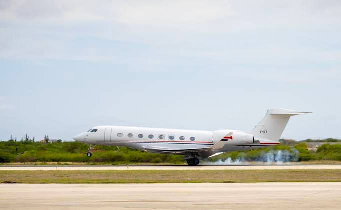 16-11-2025 Bonaire Princess Beatrix arrived at the Bonaire Flamingo International Airport for her 2 day visit to the island of Bonaire. Â  Copyright: xPPEx